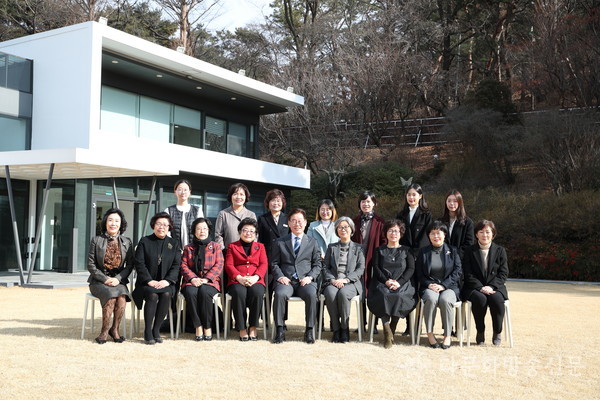 이재명 경기도지사, 도 여성단체 대표들과 신년 첫 간담회 개최